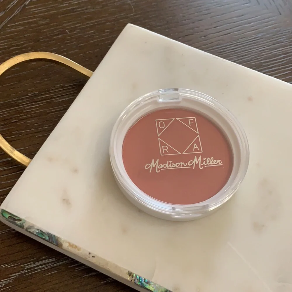OFRA Madison Miller sweet stuff blush